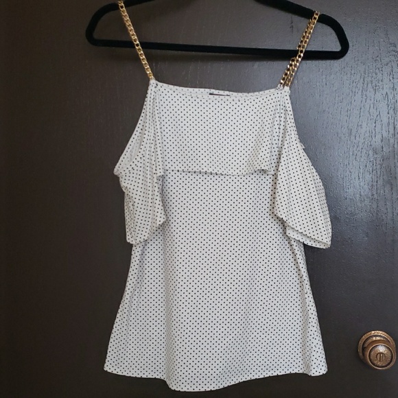 ⛔Gone to Goodwill ⛔Ruffle and Chain Top - Picture 1 of 7